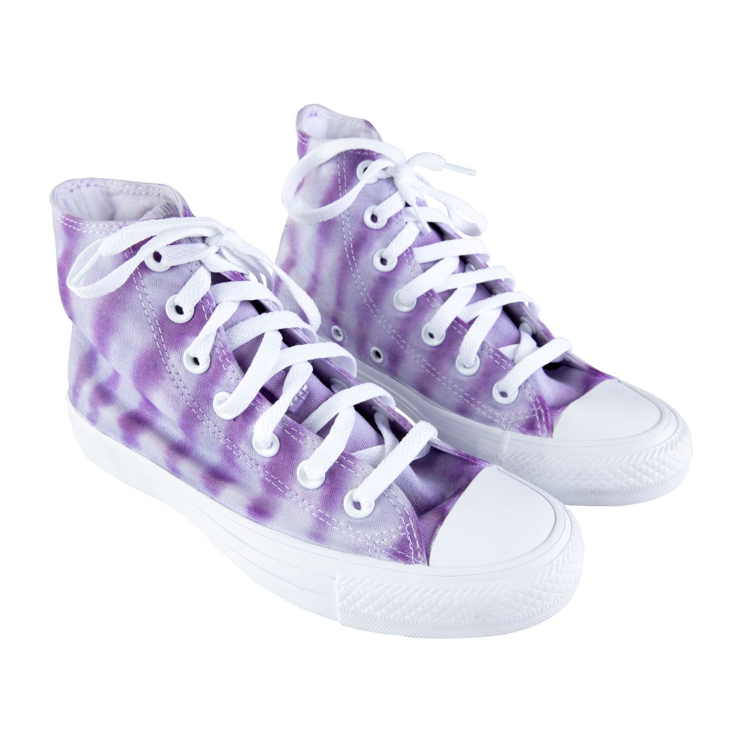 DIY Drizzle Tie-Dye Shoes