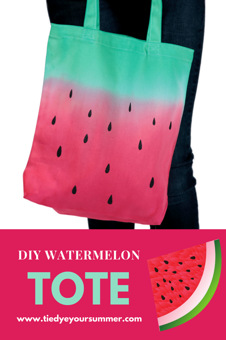 Watermelon Dip Dye Tote Perfect for summer, DIY your own watermelon tote with tie dye! #watermelontiedye #fruittiedye #tiedyeyoursummer #tulipdye #tdys #TDYS #dipdye